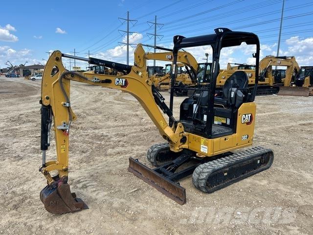 CAT 302CR 大型油圧ショベル12t以上（パワーショベル・ユンボ）
