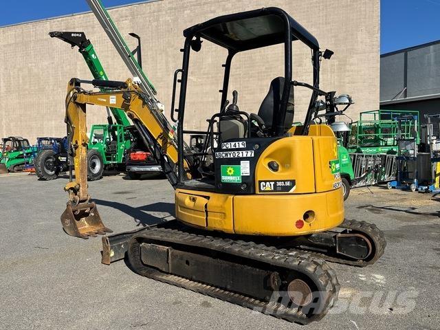 CAT 303.5 E2 大型油圧ショベル12t以上（パワーショベル・ユンボ）