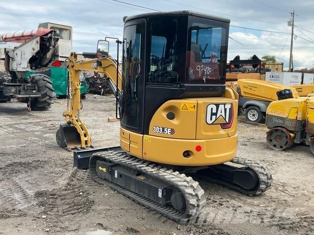 CAT 303.5E2 CR 大型油圧ショベル12t以上（パワーショベル・ユンボ）