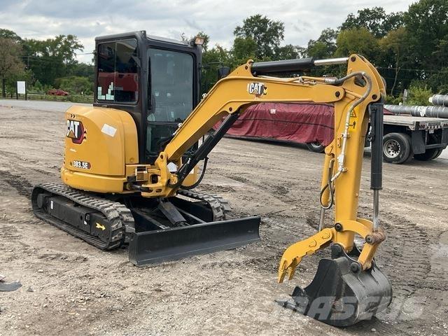 CAT 303.5E2 CR 大型油圧ショベル12t以上（パワーショベル・ユンボ）