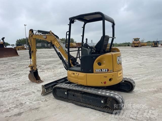 CAT 303.5E2CR 大型油圧ショベル12t以上（パワーショベル・ユンボ）