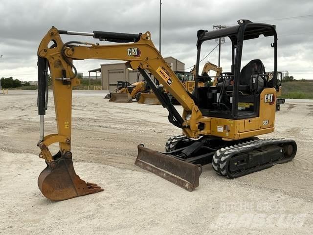 CAT 303 CR 大型油圧ショベル12t以上（パワーショベル・ユンボ）