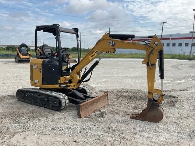 CAT 303 CR 大型油圧ショベル12t以上（パワーショベル・ユンボ）