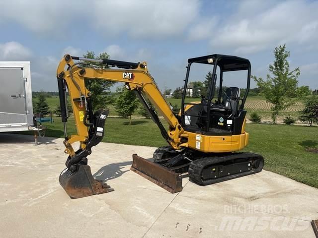 CAT 303E CR 大型油圧ショベル12t以上（パワーショベル・ユンボ）