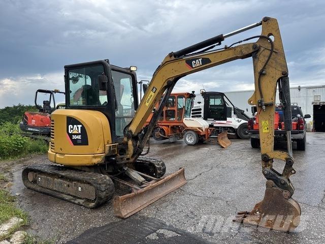 CAT 304E 大型油圧ショベル12t以上（パワーショベル・ユンボ）