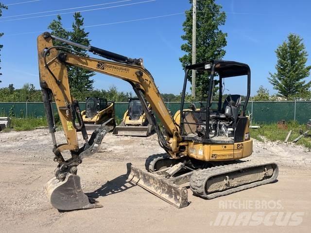 CAT 304E CR 大型油圧ショベル12t以上（パワーショベル・ユンボ）