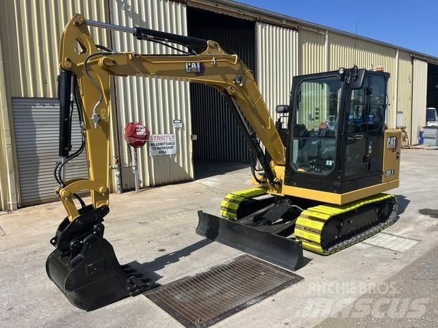 CAT 305.5 大型油圧ショベル12t以上（パワーショベル・ユンボ）