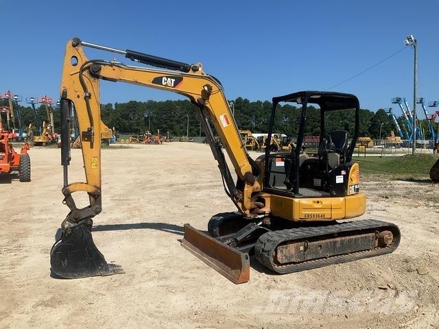 CAT 305.5E 2 大型油圧ショベル12t以上（パワーショベル・ユンボ）