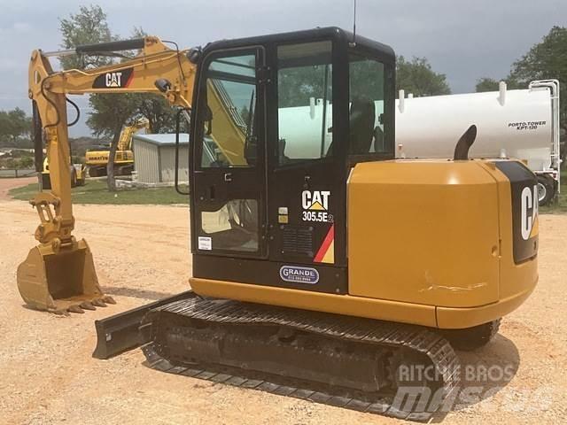 CAT 305.5E2 大型油圧ショベル12t以上（パワーショベル・ユンボ）