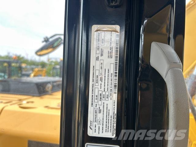CAT 311FLRR 大型油圧ショベル12t以上（パワーショベル・ユンボ）