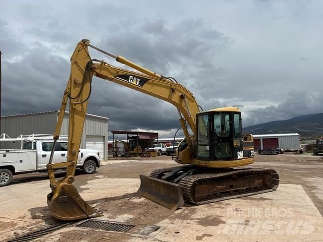 CAT 313B CR 大型油圧ショベル12t以上（パワーショベル・ユンボ）
