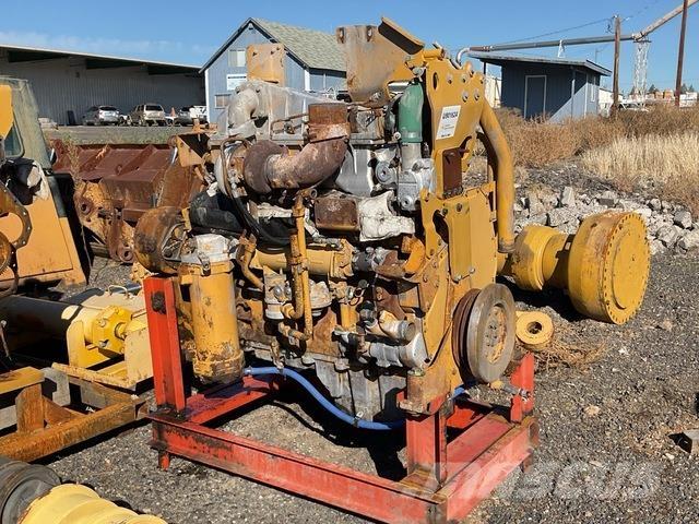 CAT 3176 エンジン