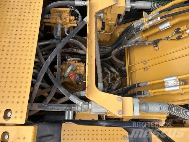 CAT 320 大型油圧ショベル12t以上（パワーショベル・ユンボ）