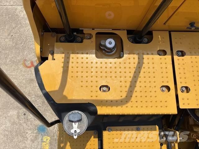 CAT 320GC 大型油圧ショベル12t以上（パワーショベル・ユンボ）