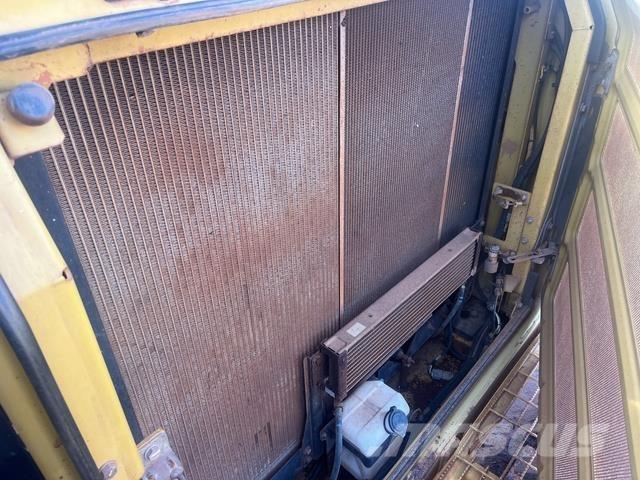 CAT 336E LH 大型油圧ショベル12t以上（パワーショベル・ユンボ）