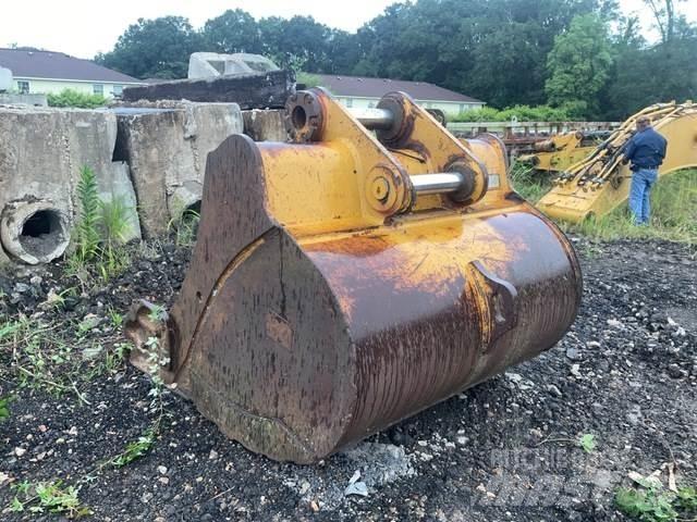 CAT 349 バケット
