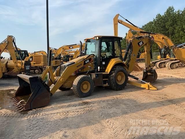 CAT 440 バックホーローダー