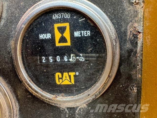 CAT 583H パイプレイヤー・ドーザー