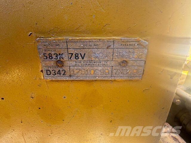 CAT 583K パイプレイヤー・ドーザー