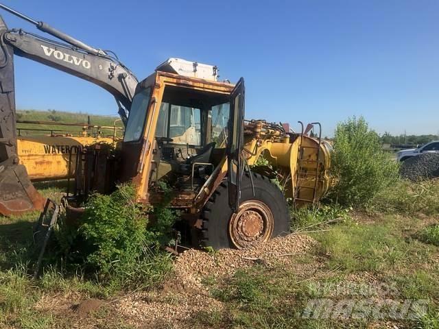 CAT 613C 給水車