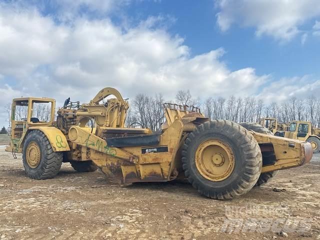 CAT 621 スクレイパー