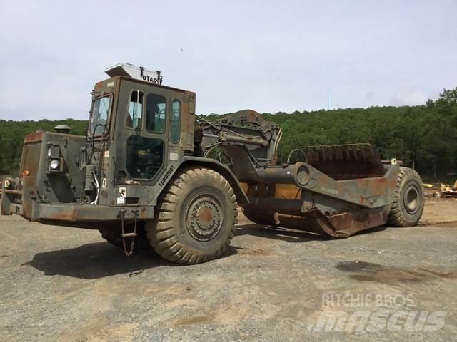 CAT 621B MIL スクレイパー