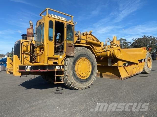 CAT 651 給水車