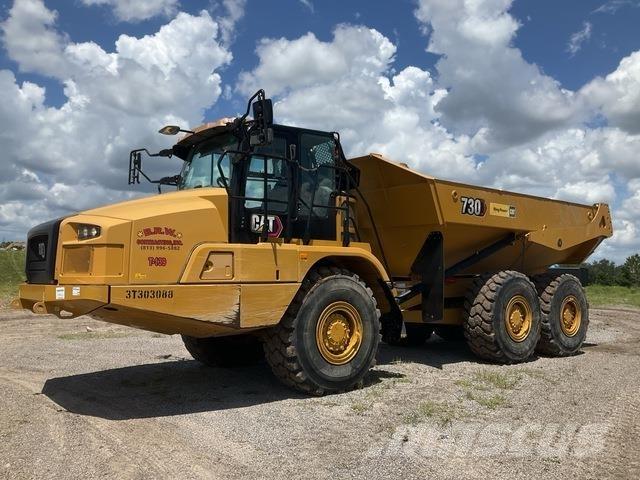 CAT 730 アーティキュレート式ダンプトラック