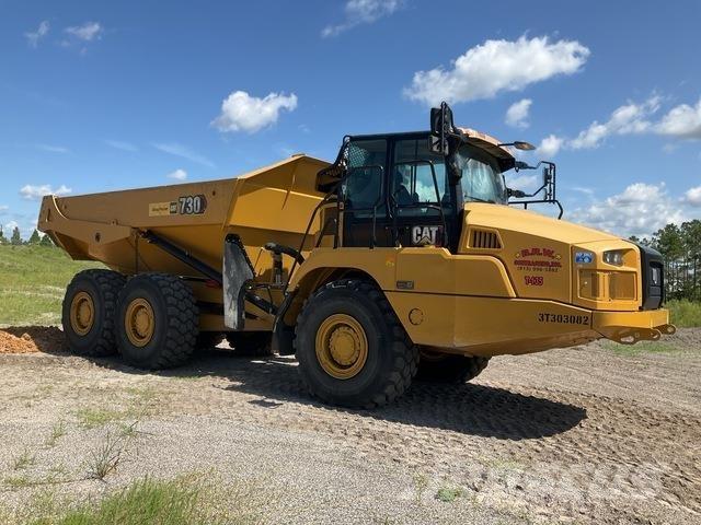 CAT 730 アーティキュレート式ダンプトラック