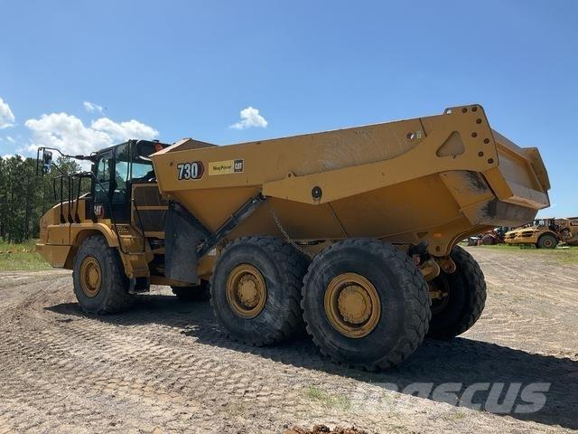 CAT 730 アーティキュレート式ダンプトラック