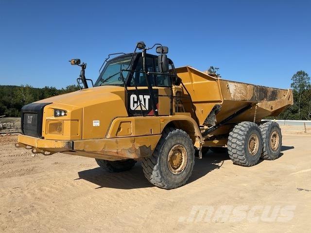 CAT 730C2 アーティキュレート式ダンプトラック