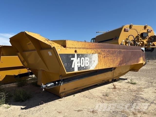 CAT 740B トラック・トレーラー - 　その他