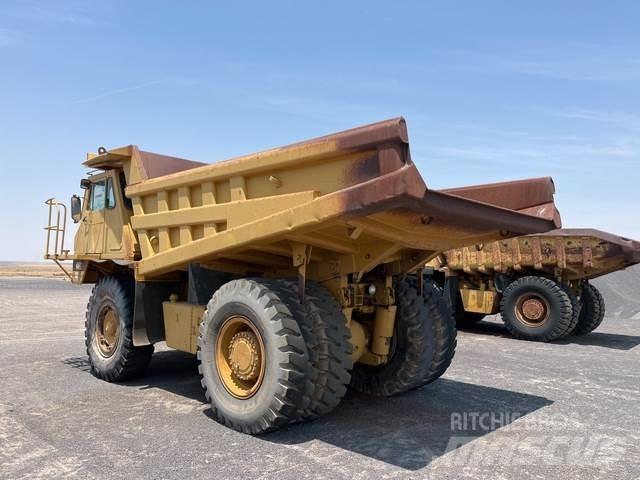 CAT 769C アーティキュレート式ダンプトラック