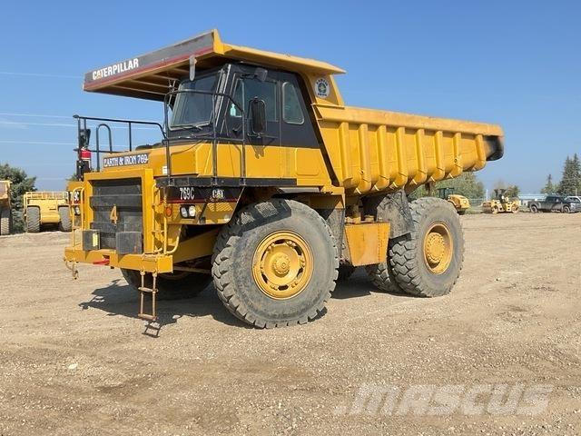 CAT 769C アーティキュレート式ダンプトラック