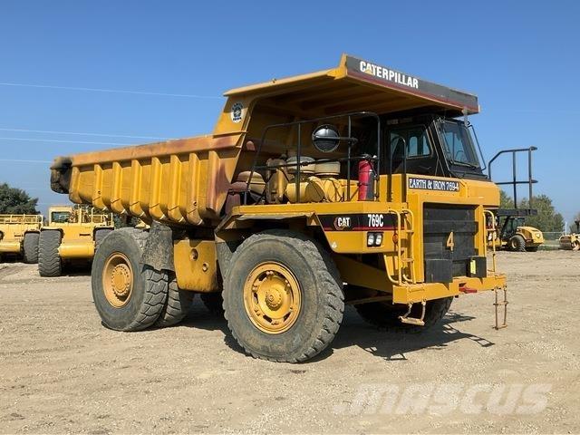 CAT 769C アーティキュレート式ダンプトラック