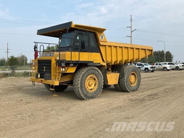 CAT 769C アーティキュレート式ダンプトラック