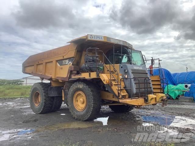 CAT 773F アーティキュレート式ダンプトラック