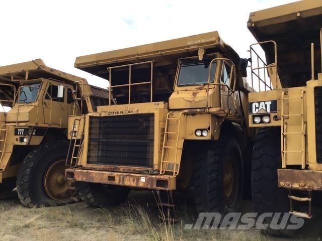 CAT 777 アーティキュレート式ダンプトラック