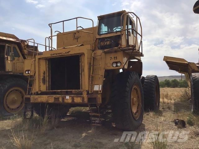 CAT 777 アーティキュレート式ダンプトラック
