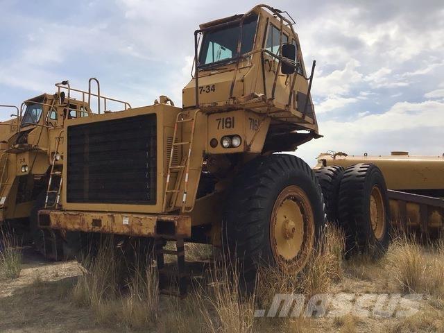 CAT 777 アーティキュレート式ダンプトラック