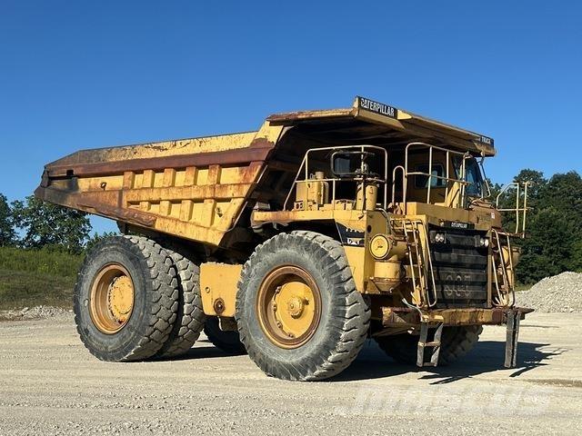 CAT 777C アーティキュレート式ダンプトラック