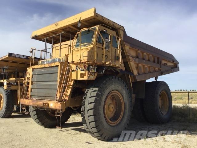 CAT 777C アーティキュレート式ダンプトラック
