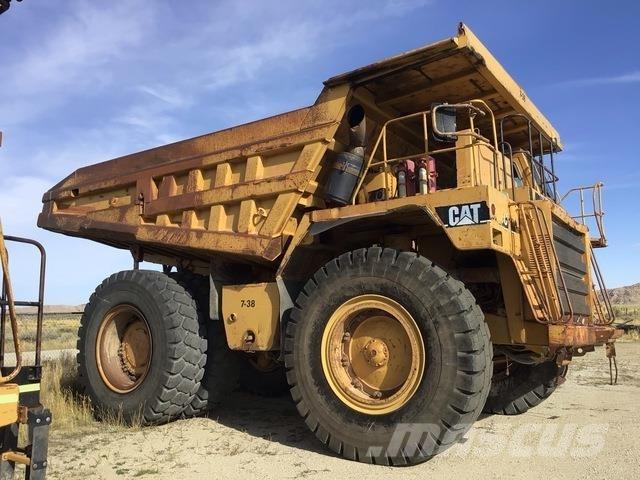 CAT 777C アーティキュレート式ダンプトラック
