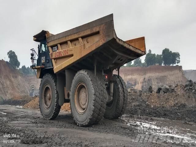 CAT 777E アーティキュレート式ダンプトラック