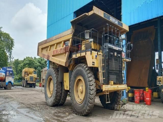 CAT 777E アーティキュレート式ダンプトラック
