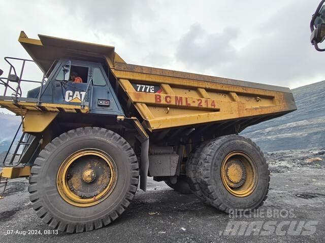 CAT 777E アーティキュレート式ダンプトラック