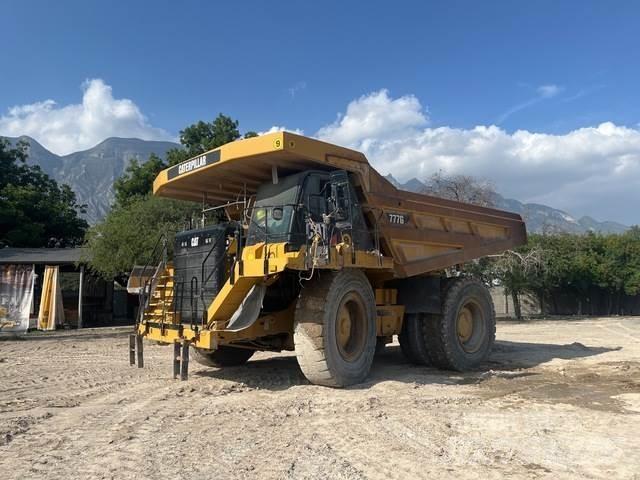 CAT 777G アーティキュレート式ダンプトラック