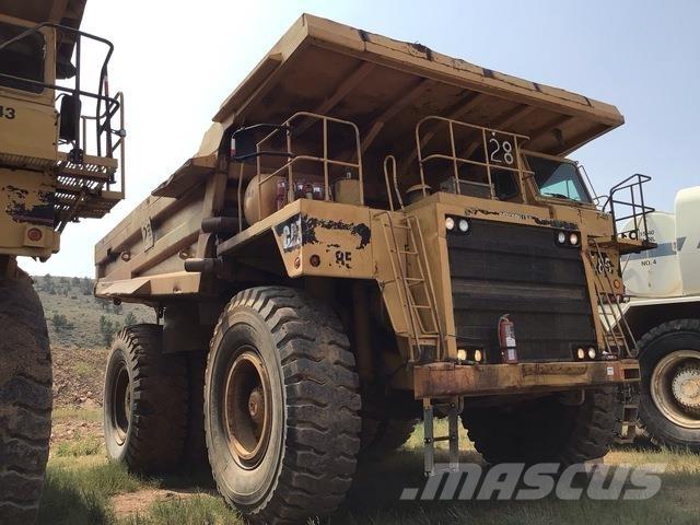 CAT 785 アーティキュレート式ダンプトラック