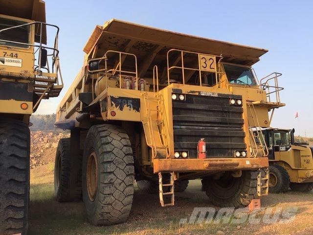 CAT 785 アーティキュレート式ダンプトラック