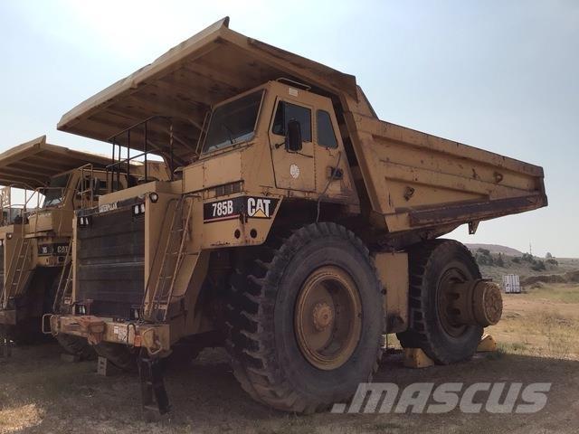 CAT 785B アーティキュレート式ダンプトラック